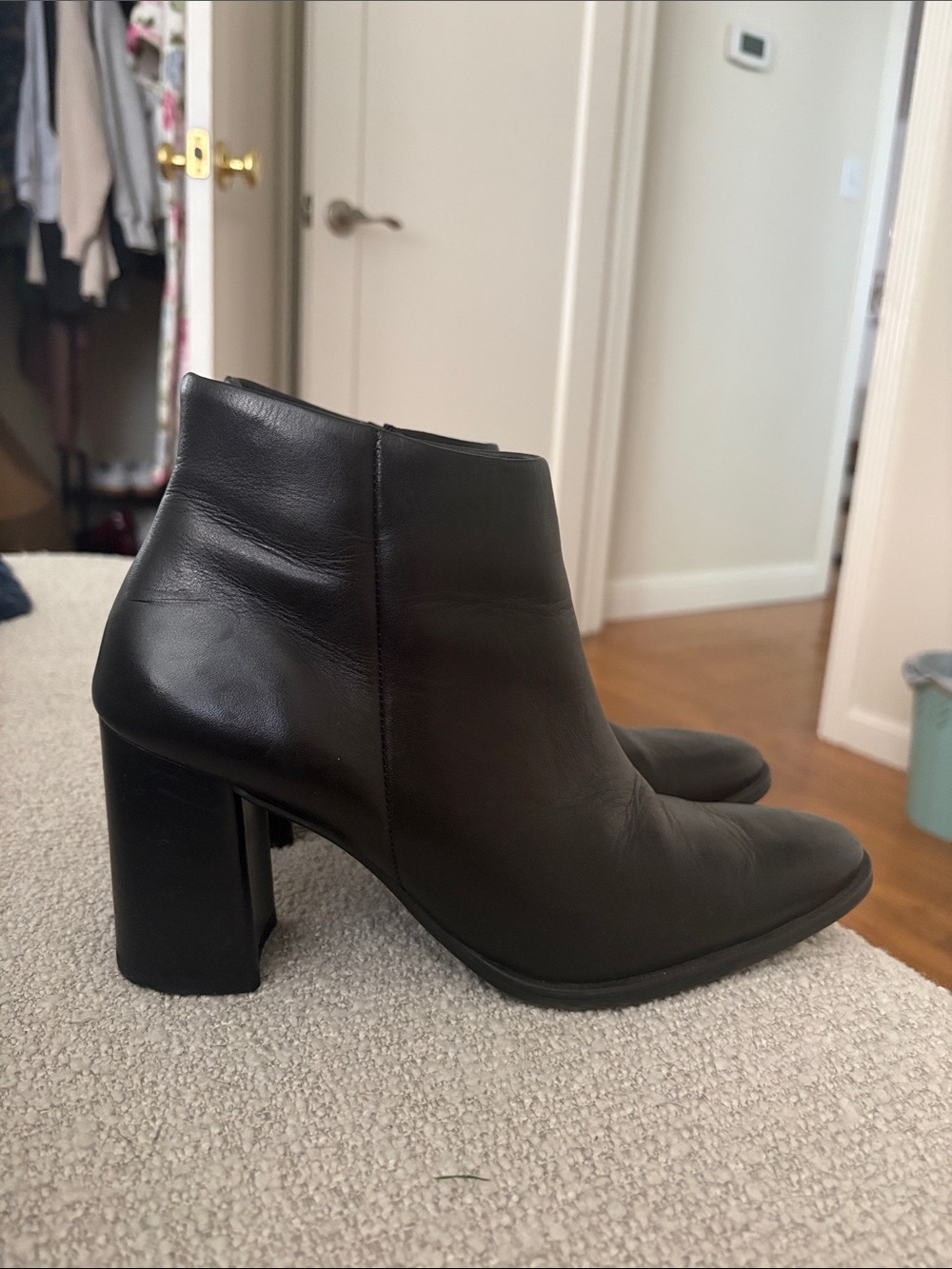 Paul Green Booties Size 8 Black Winn Leather Minimalist